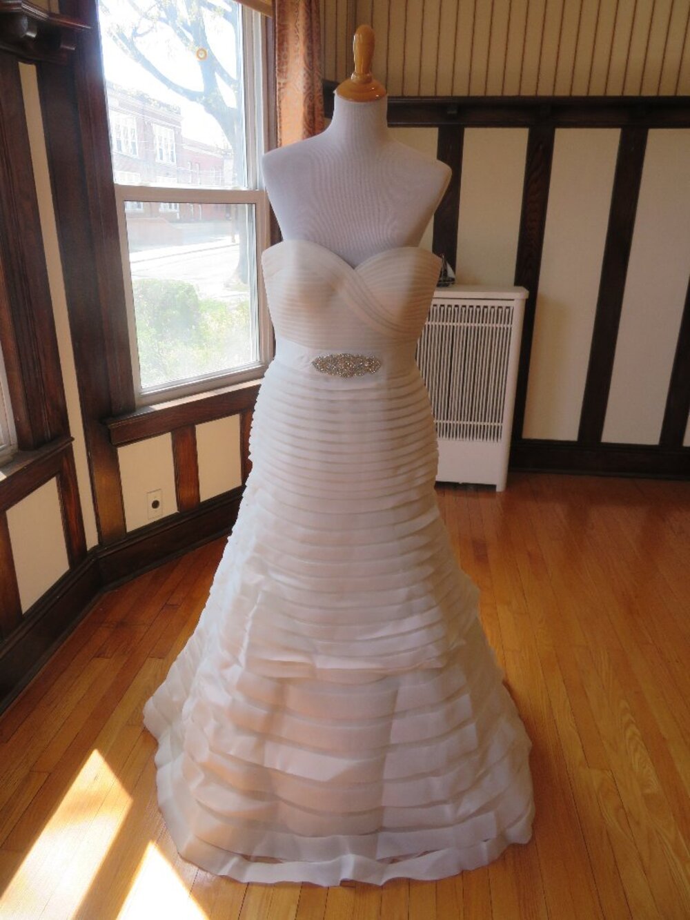 San Patrick by Pronovias Wedding Dress Rotonda